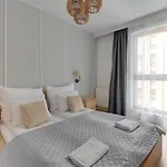 Aura Old Town شقة *