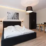 Aura Old Town شقة