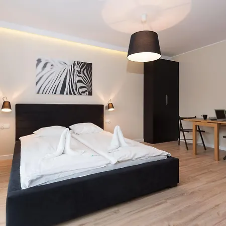 Aura Old Town Apartment