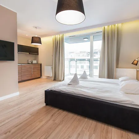 Aura Old Town Apartman *